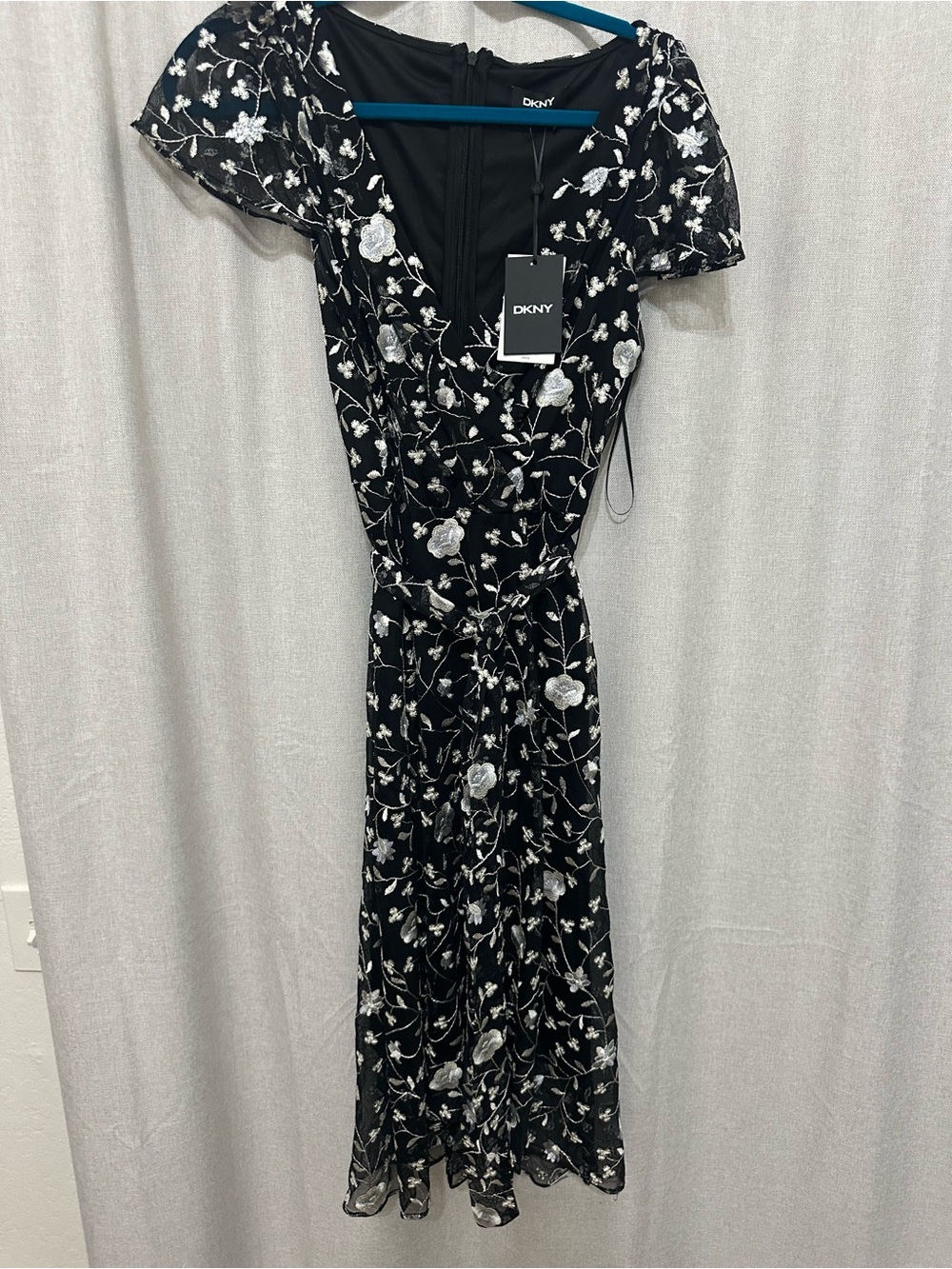 NWT DKNY Black Floral Embroidered V-Neck Midi Dress